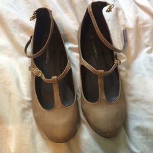 tan flats